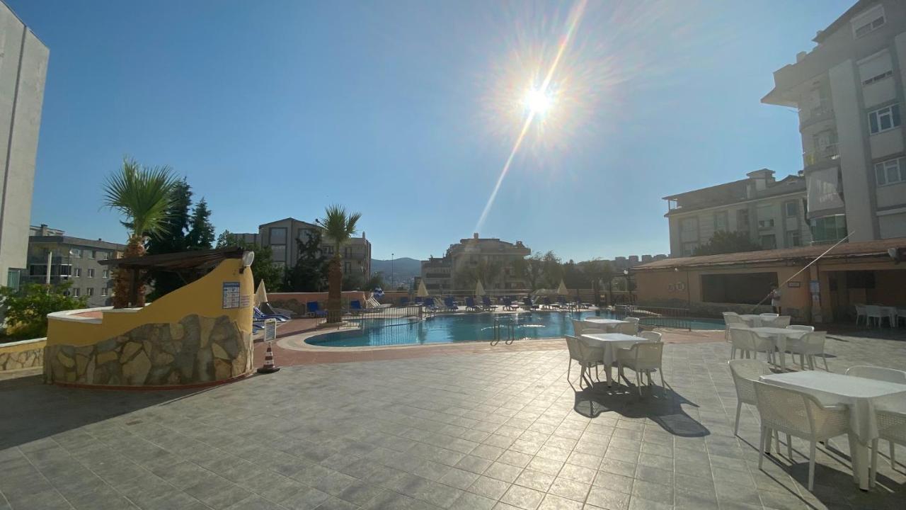 Oya Family Suites Kusadası Extérieur photo