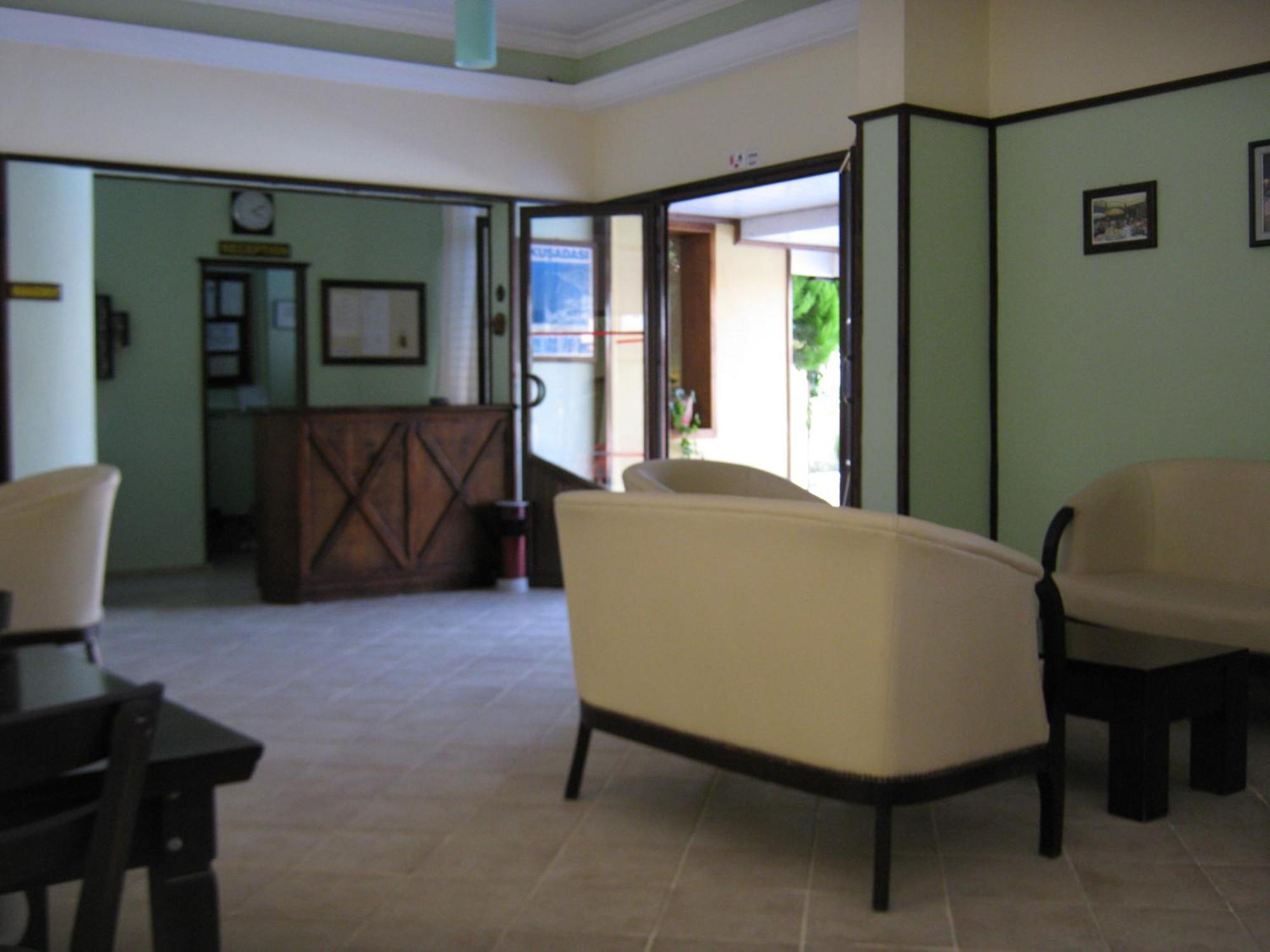 Oya Family Suites Kusadası Extérieur photo