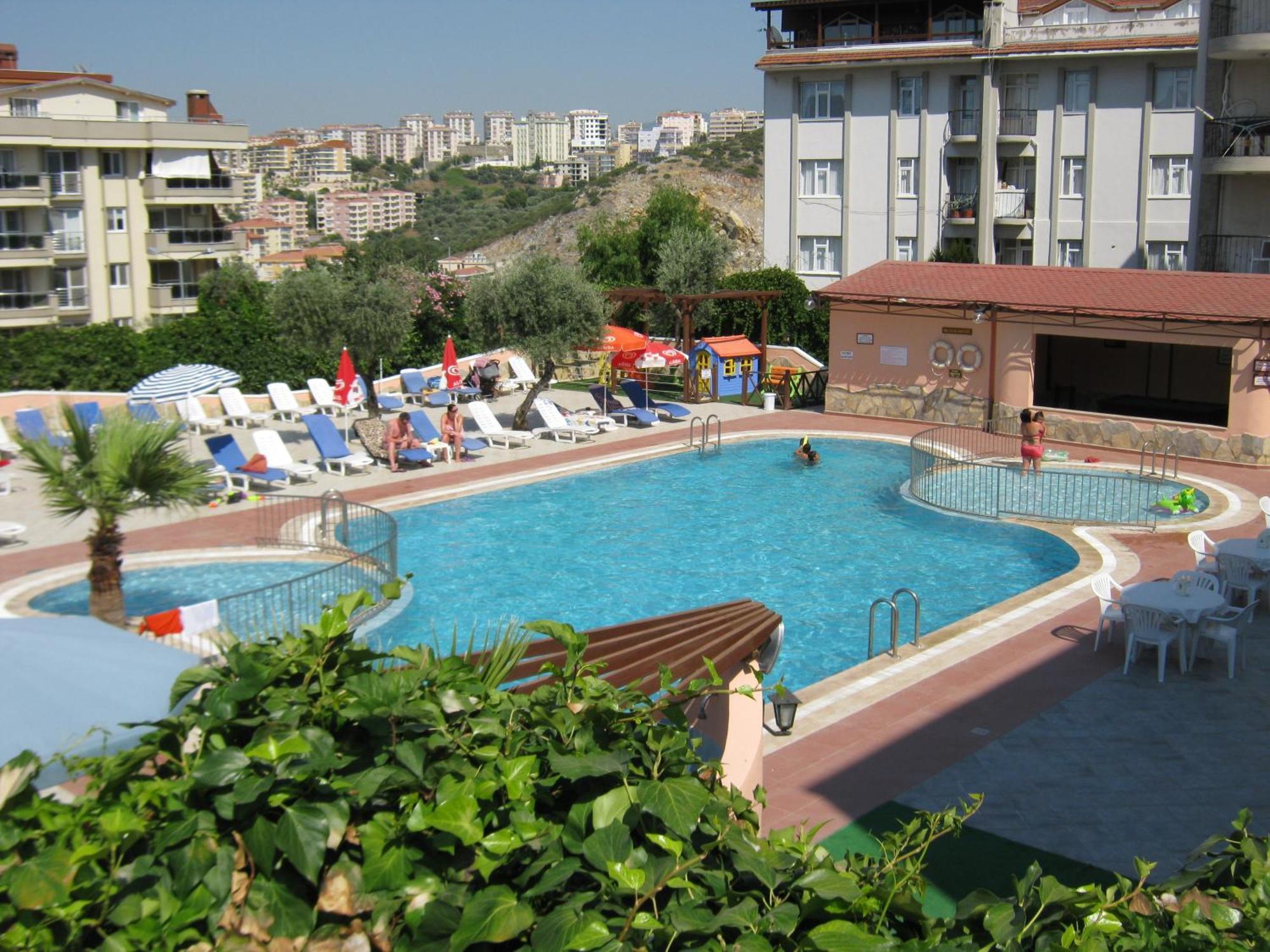 Oya Family Suites Kusadası Extérieur photo